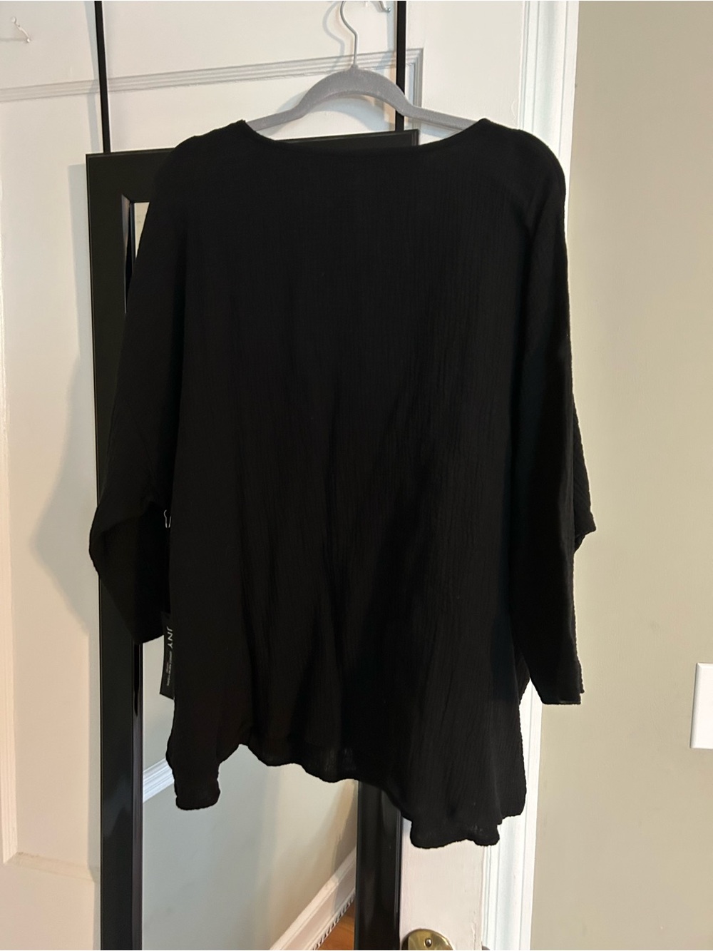 NWT Jones New York Black Textured Long Sleeve Top